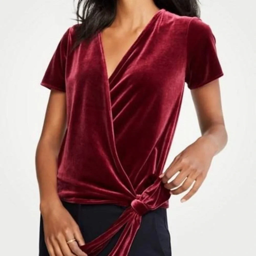 Velvet wrap top - Picture 2 of 4